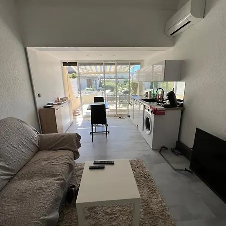 ヴィラ Helio 78 *