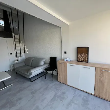 Helio 78 ヴィラ *